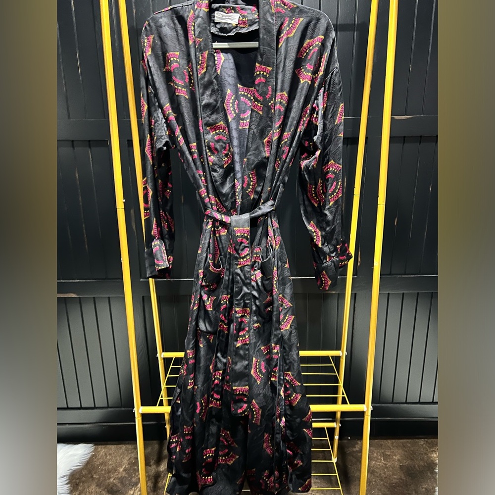 ALC Silk Robe/Duster - Picture 9 of 14